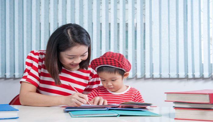 5 Cara Mudah Mengajarkan Literasi Keuangan Pada Anak