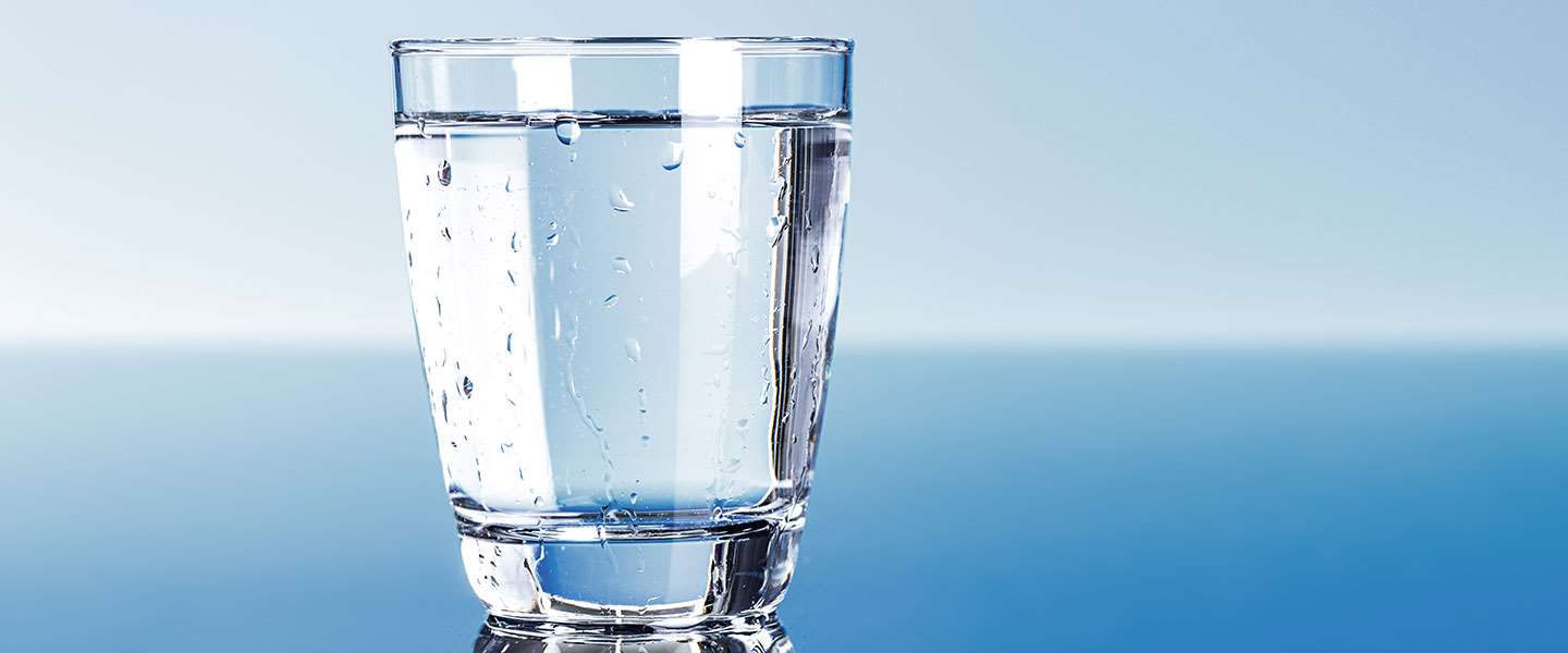 Mari Lindungi Tubuh dengan Air Putih